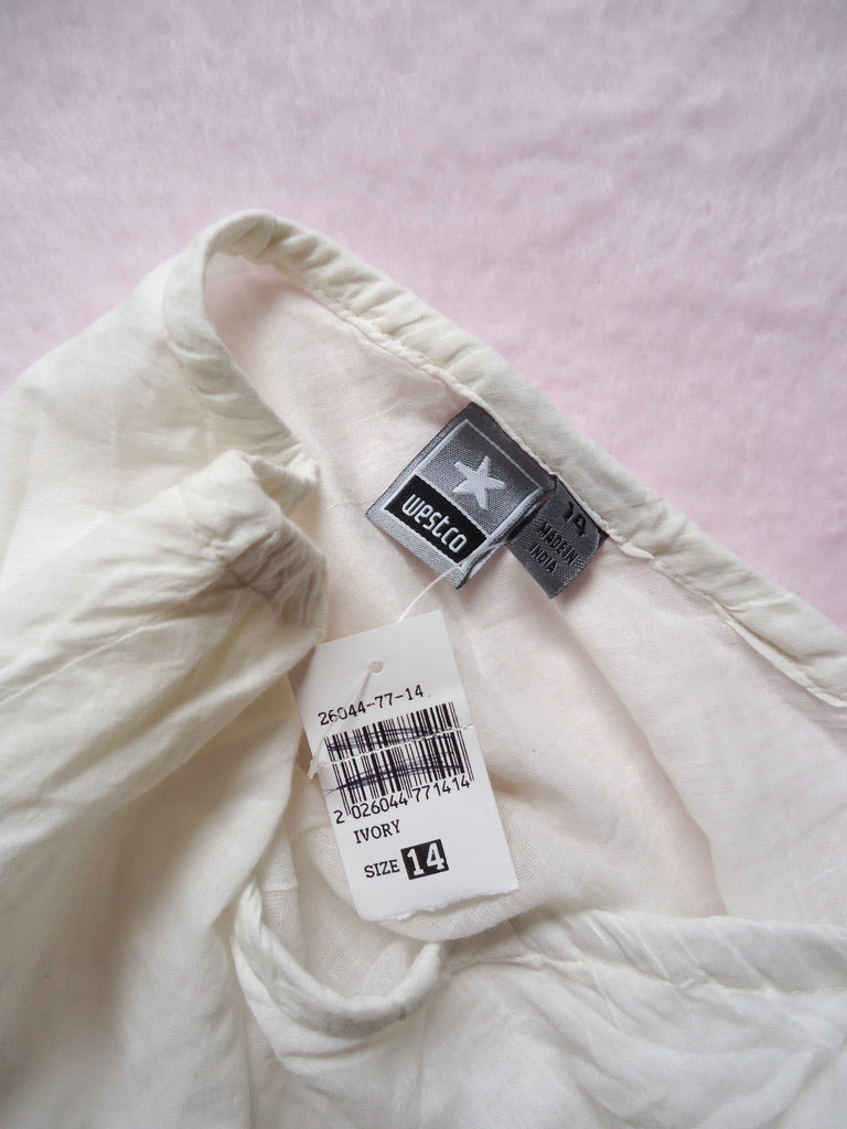 NICOLE skirt  ꨄ︎ size M