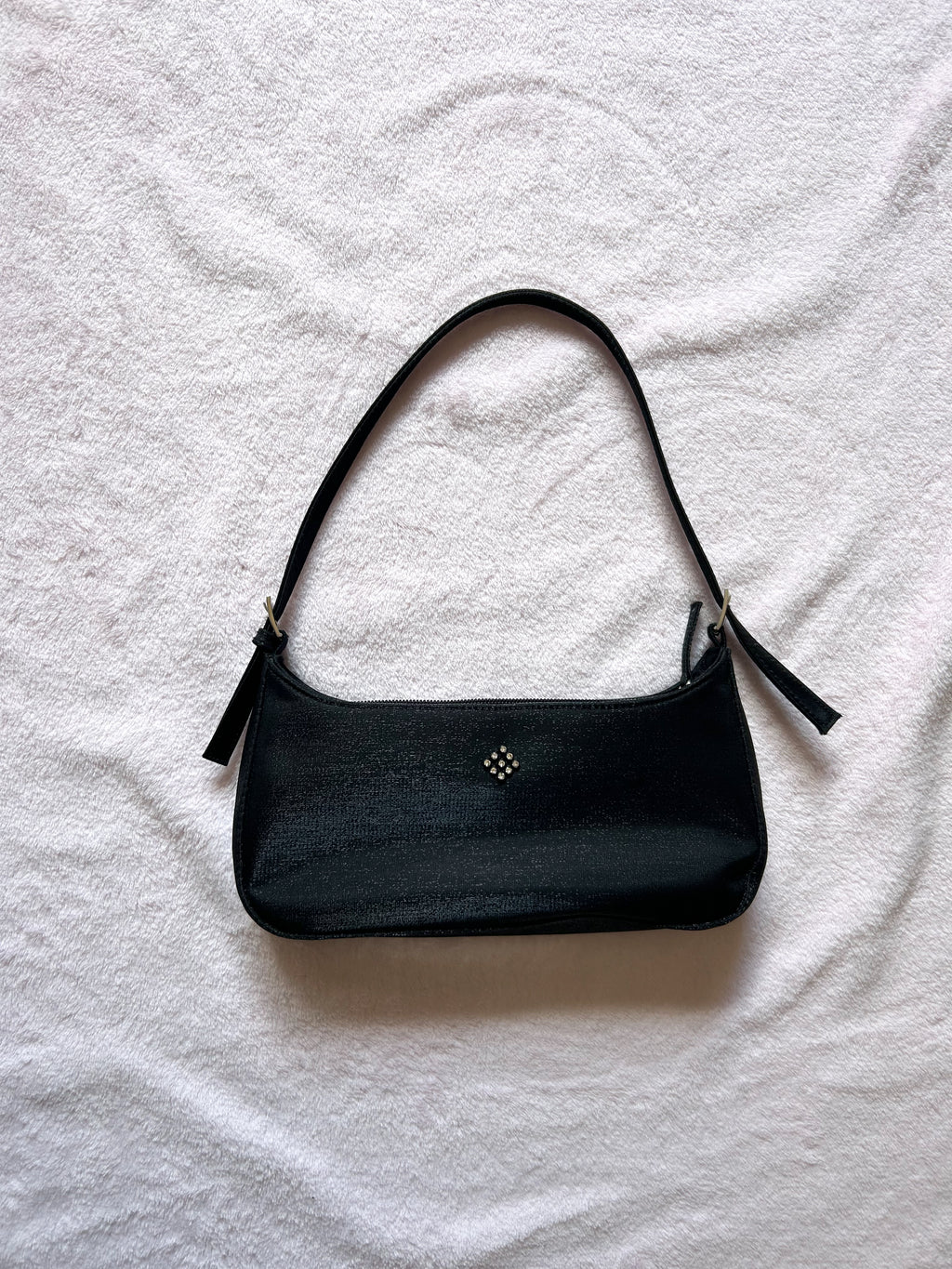 black shoulder bag y2k