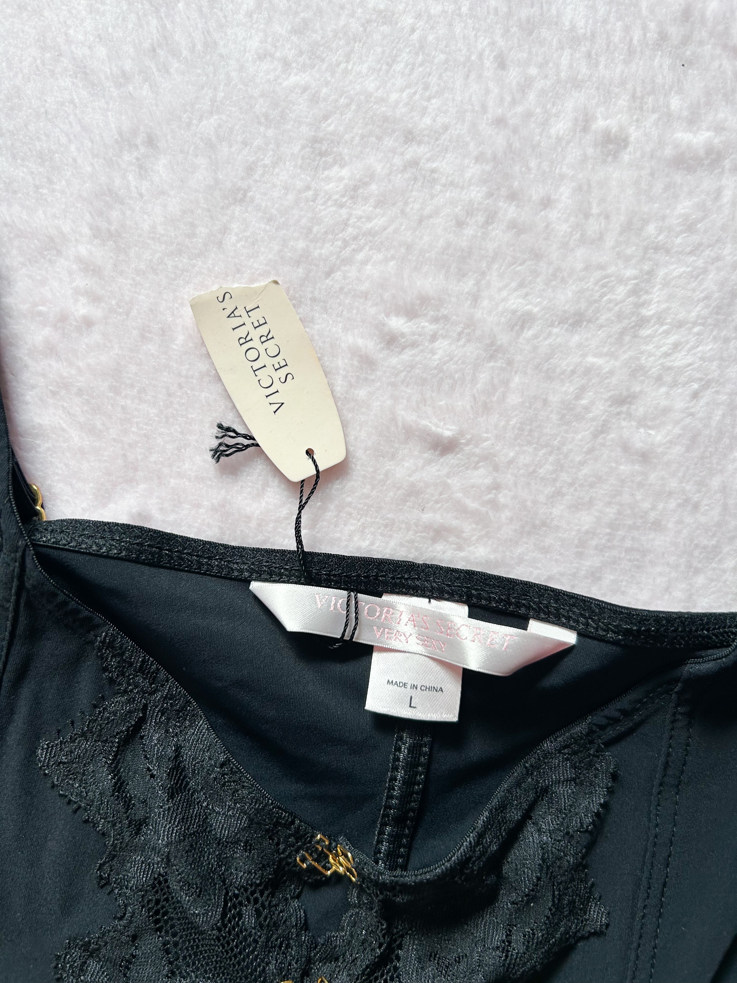 BEHATI top ꨄ︎ size S and M