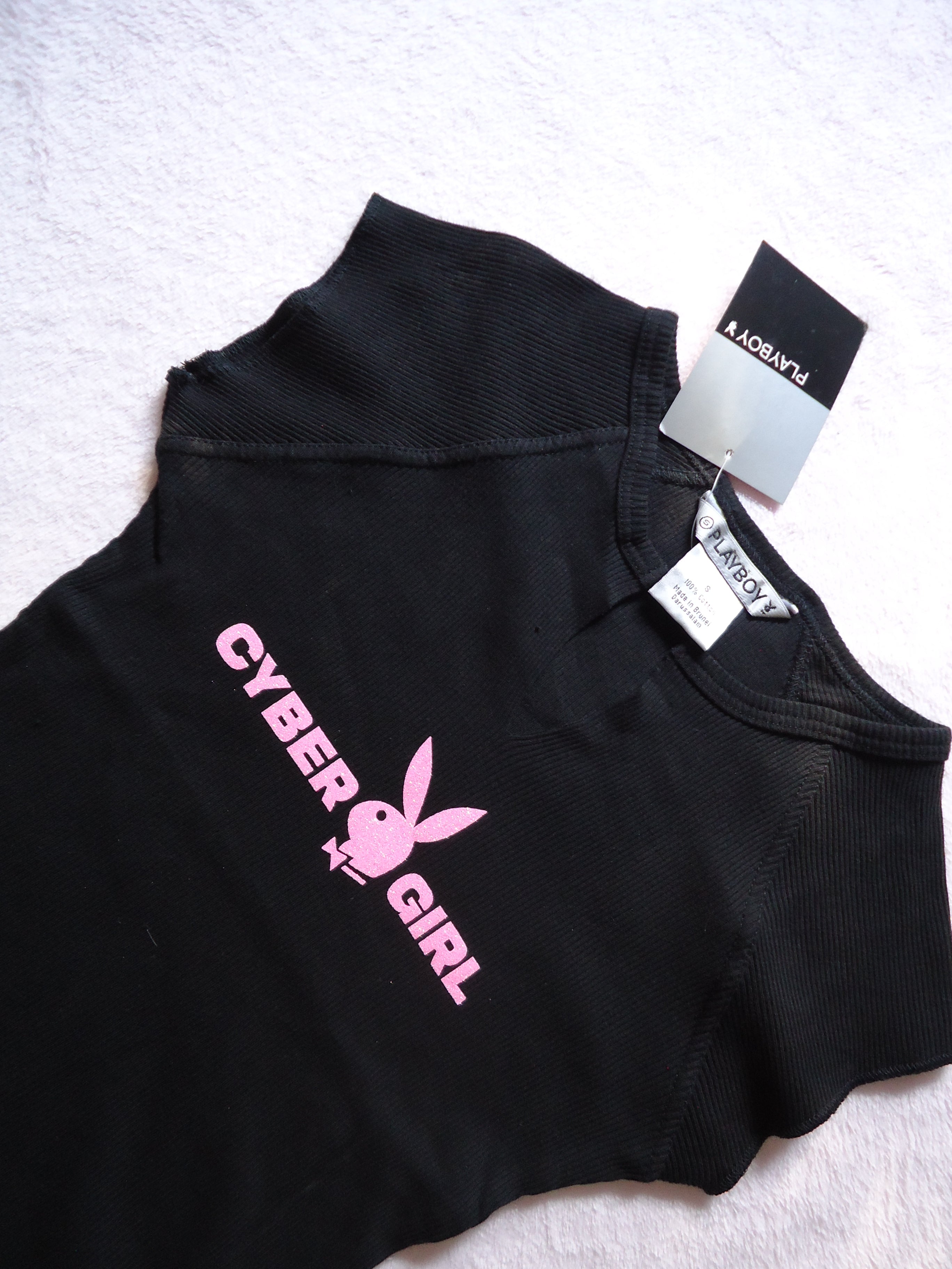 CYBER GIRL top ꨄ︎  PINK
